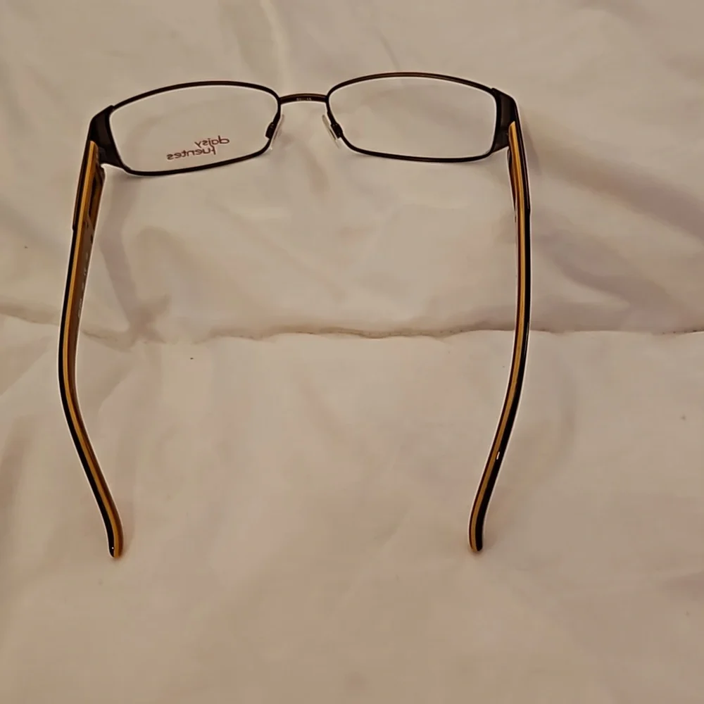 New Daisy Fuentes glasses frames (53 15)